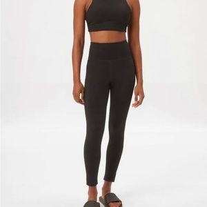 Girlfriend collective black compressive high rise legging